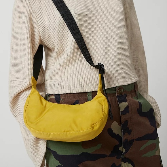 NEW BAGGU Mini Nylon Crescent Bag - Picture 2 of 13